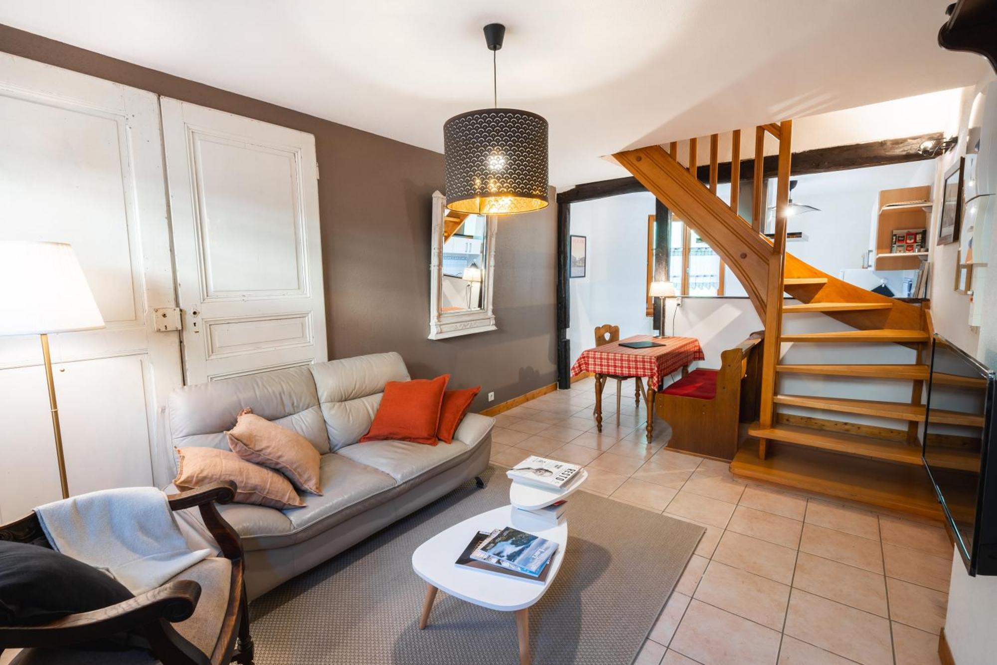 Les Suites - La Cour St Fulrad Saint-Hippolyte  Exterior photo