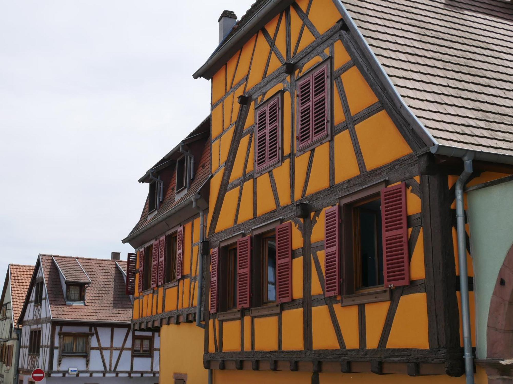 Les Suites - La Cour St Fulrad Saint-Hippolyte  Exterior photo